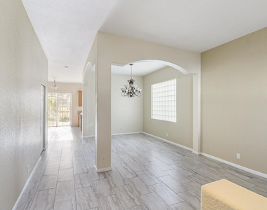 6688 Lurais Drive - Photo Thumbnail 2