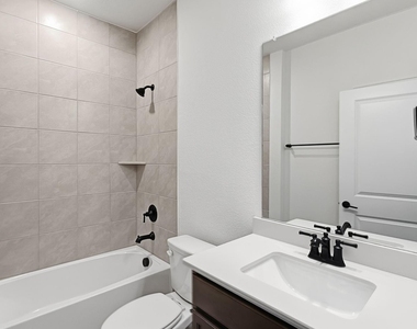 2508 Marigot Street - Photo Thumbnail 10