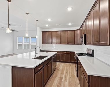 2508 Marigot Street - Photo Thumbnail 2