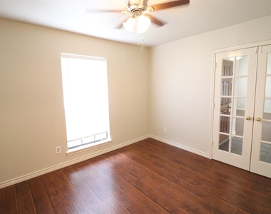 9232 Willard St - Photo Thumbnail 4