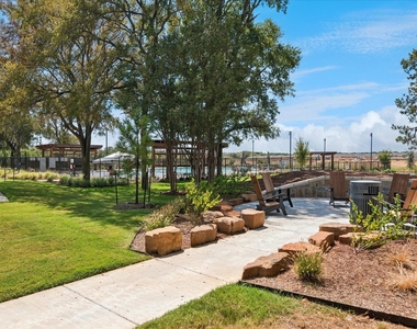 2532 Farrier Lane - Photo Thumbnail 13