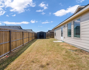 1636 Bluff View Drive - Photo Thumbnail 20