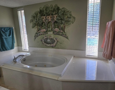 2004 Cherbourg Drive - Photo Thumbnail 19