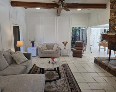 2004 Cherbourg Drive - Photo Thumbnail 6