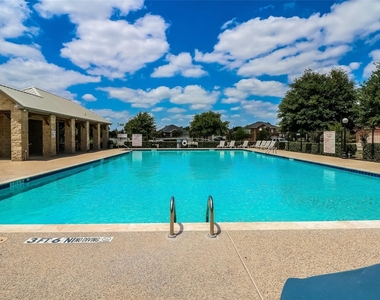 1745 Diamond Lake Trail - Photo Thumbnail 15