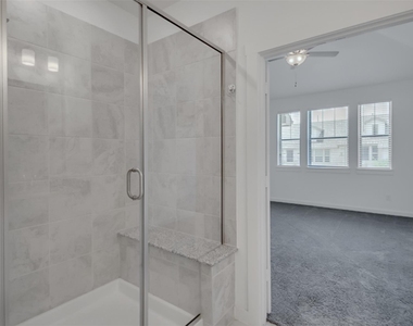 6456 Northern Dancer Drive - Photo Thumbnail 18