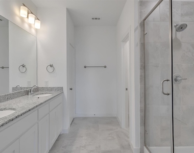 6456 Northern Dancer Drive - Photo Thumbnail 16