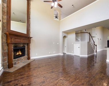 3620 Trinity View Drive - Photo Thumbnail 6