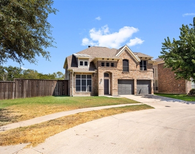 3620 Trinity View Drive - Photo Thumbnail 1