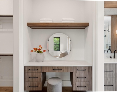 5449 Goodwin Avenue - Photo Thumbnail 26