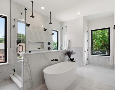 5449 Goodwin Avenue - Photo Thumbnail 28