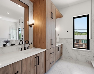 5449 Goodwin Avenue - Photo Thumbnail 27