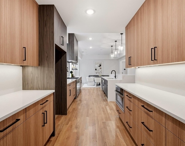 5449 Goodwin Avenue - Photo Thumbnail 37