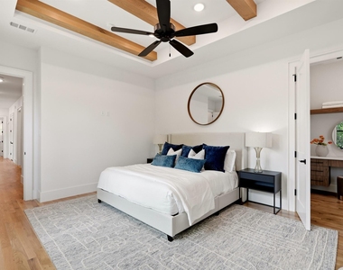 5449 Goodwin Avenue - Photo Thumbnail 25