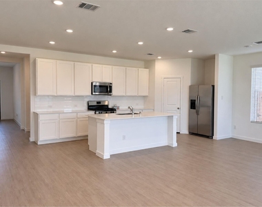 635 Stud Drive - Photo Thumbnail 3
