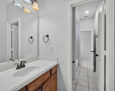 7511 Courtney Circle - Photo Thumbnail 15