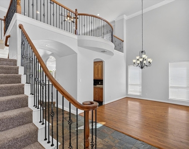 7511 Courtney Circle - Photo Thumbnail 3