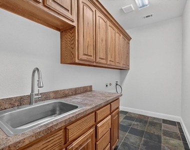 7511 Courtney Circle - Photo Thumbnail 20