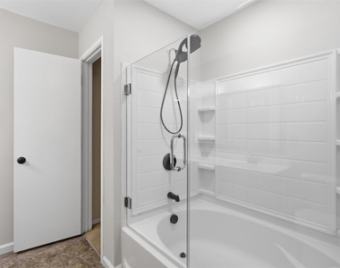 9582 Rosedale Drive - Photo Thumbnail 16