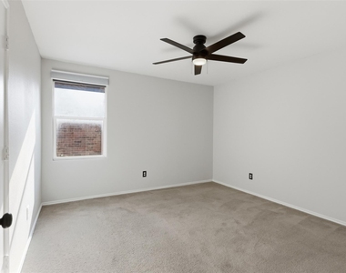 9582 Rosedale Drive - Photo Thumbnail 17