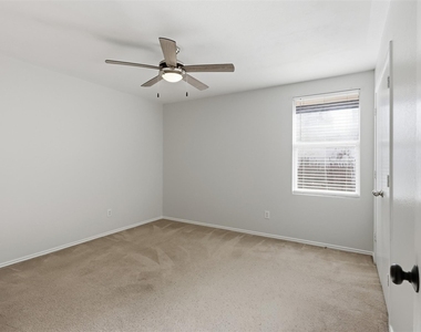 9582 Rosedale Drive - Photo Thumbnail 18