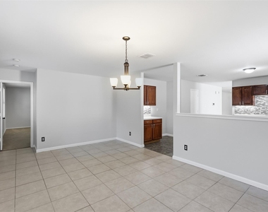 9582 Rosedale Drive - Photo Thumbnail 12