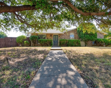 1472 Rockshire Drive - Photo Thumbnail 1