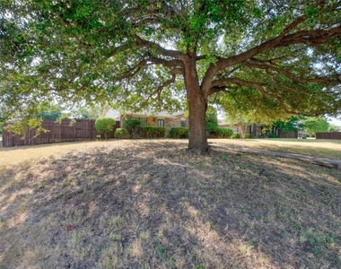 1472 Rockshire Drive - Photo Thumbnail 2