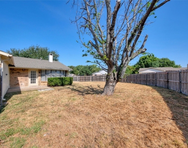 1472 Rockshire Drive - Photo Thumbnail 23
