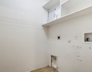 2149 Parkside Drive - Photo Thumbnail 24