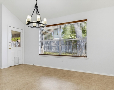 2149 Parkside Drive - Photo Thumbnail 5