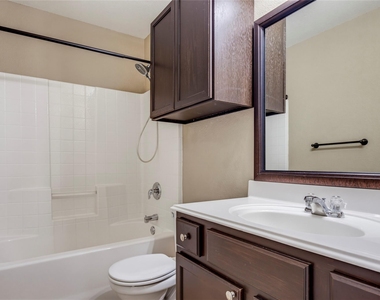 2149 Parkside Drive - Photo Thumbnail 21