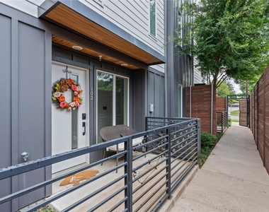 1505 N Garrett Avenue - Photo Thumbnail 3