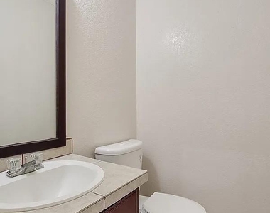 7504 Chapin Road - Photo Thumbnail 8