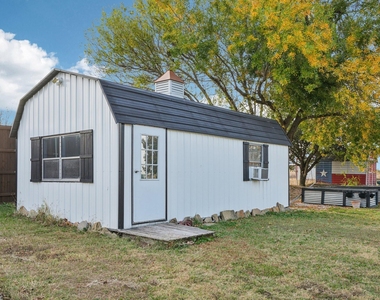 10072 Manor Way - Photo Thumbnail 27
