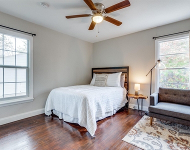 2111 Norwood Drive - Photo Thumbnail 15