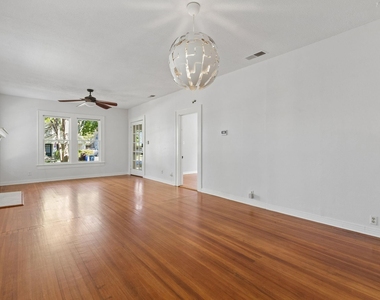 6102 Worth Street - Photo Thumbnail 5