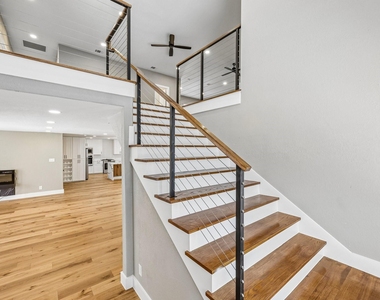 3889 Davila Drive - Photo Thumbnail 5