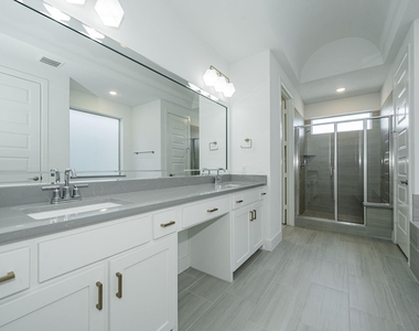 8106 Fallston Court - Photo Thumbnail 11