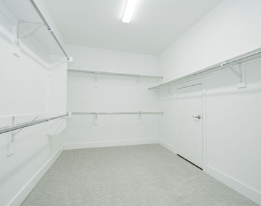8106 Fallston Court - Photo Thumbnail 29