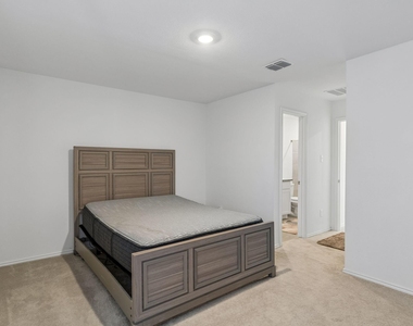 6825 Sunbeam Circle - Photo Thumbnail 14