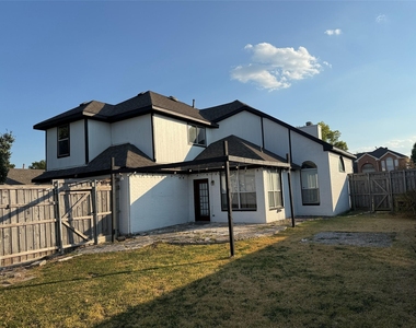 2700 Crystal Falls Drive - Photo Thumbnail 38