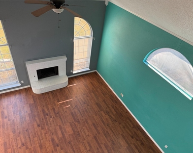 2700 Crystal Falls Drive - Photo Thumbnail 26