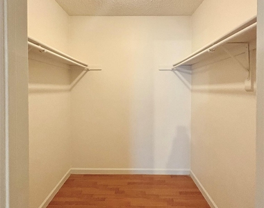 8109 Skillman Street - Photo Thumbnail 7