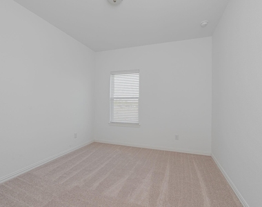 2227 Adena Springs Drive - Photo Thumbnail 13