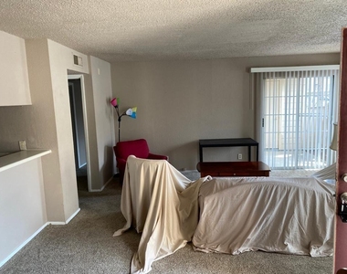 12480 Abrams Road - Photo Thumbnail 7