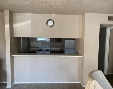12480 Abrams Road - Photo Thumbnail 5