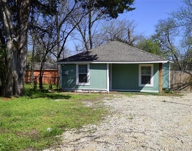 927 W Baker Street - Photo Thumbnail 1