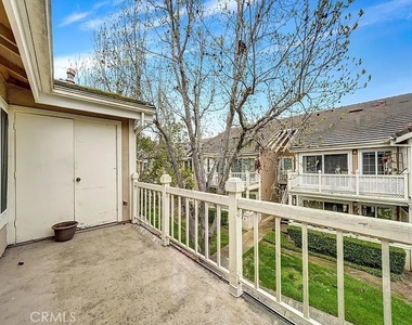 3867 Thorncroft - Photo Thumbnail 19
