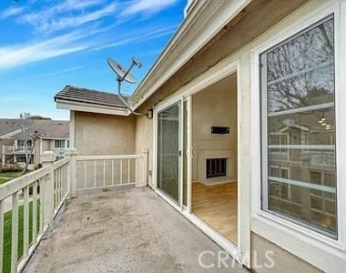 3867 Thorncroft - Photo Thumbnail 20
